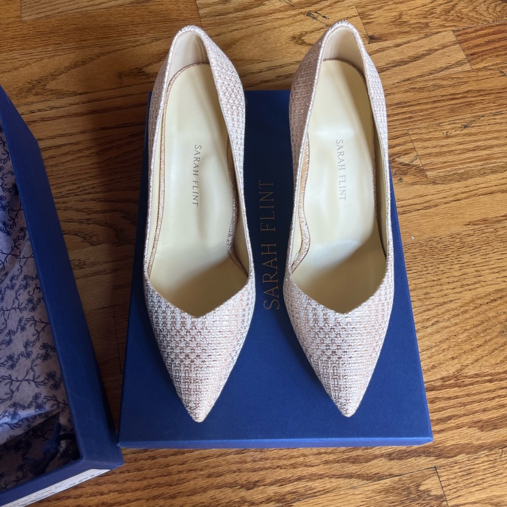 Sarah Flint Women's shimmer Cream Pumps